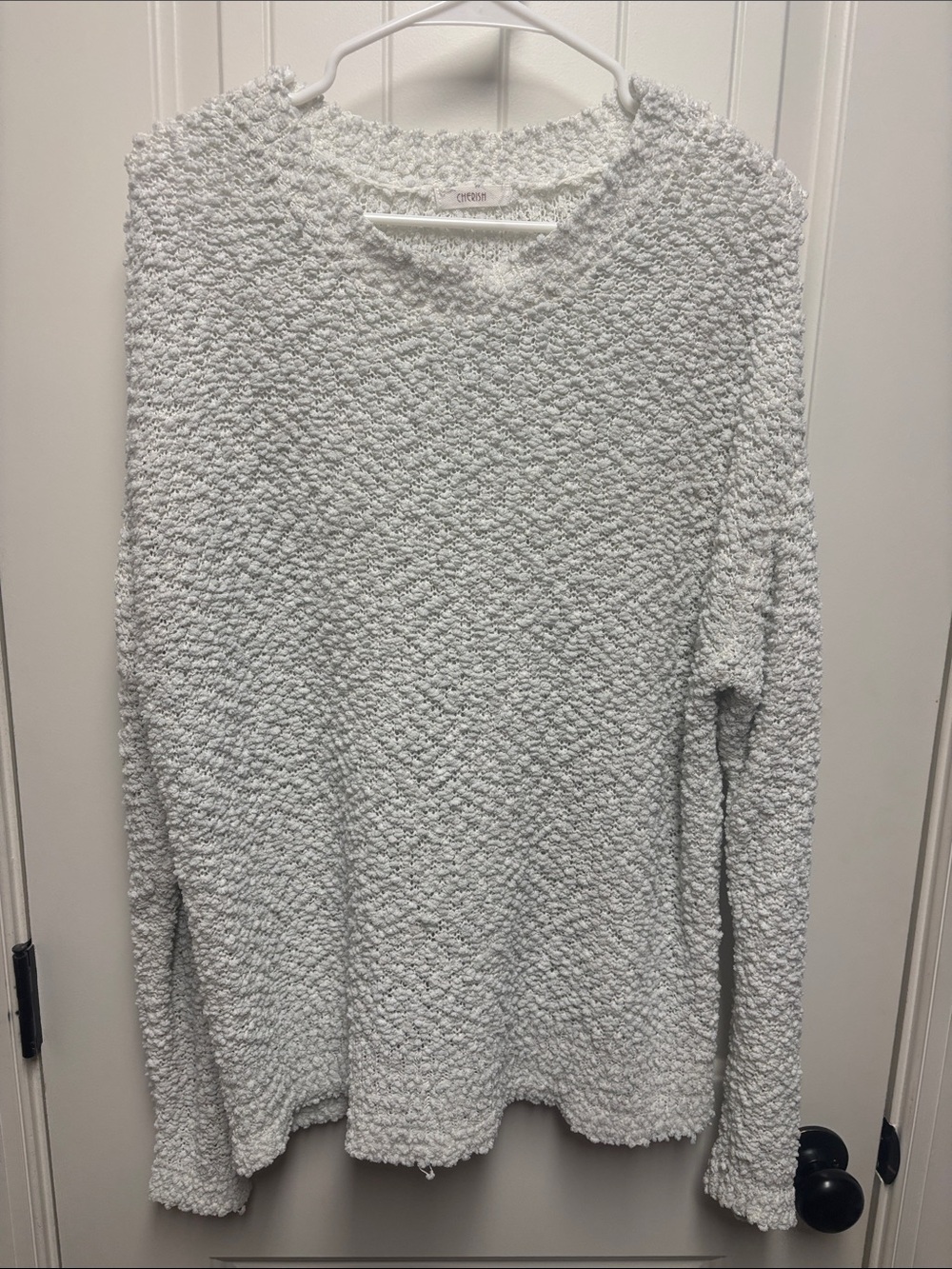 Cherish White Popcorn Knit Long-Sleeve Sweatshirt Size Medium